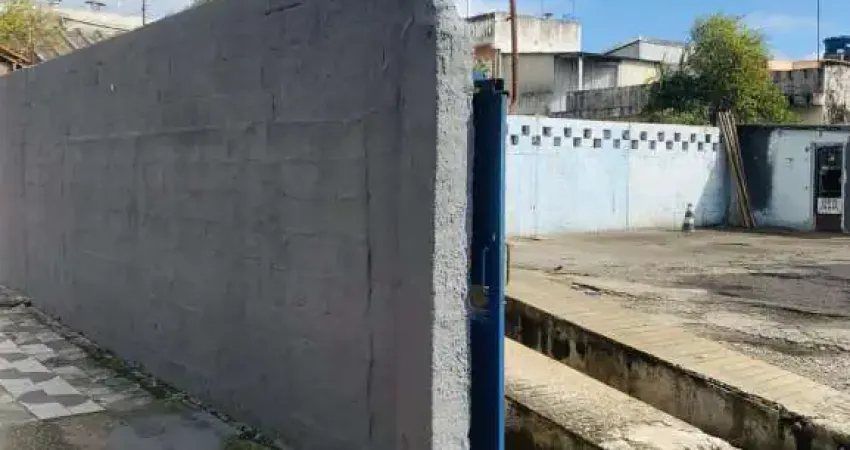 Terreno comercial para alugar na Rua Nove de Julho, 576, Jardim Santa Helena, Suzano