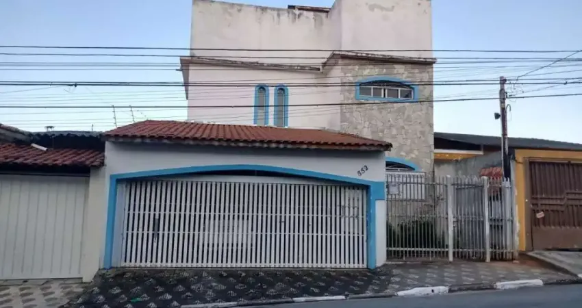 Sobrado Comercial de 254m² no Centro de Poá - SO2056
