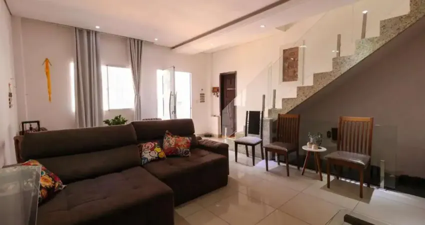 Casa para Venda em Belo Horizonte, Horto, 6 dormitórios, 5 suítes, 6 banheiros, 2 vagas