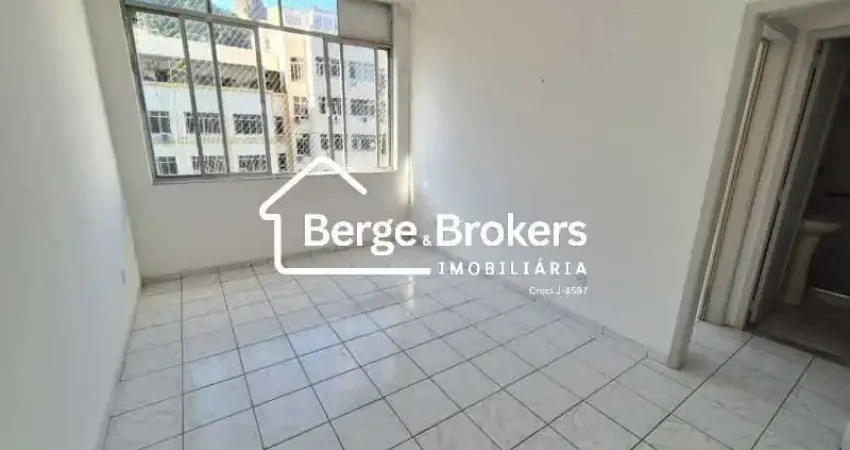 Apartamento com 1 quarto à venda na Rua Figueiredo Magalhães, Copacabana, Rio de Janeiro