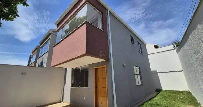 Casa Geminada 3 Quartos com SuA­te e 2 Vagas - Bairro ItapoA£, BH