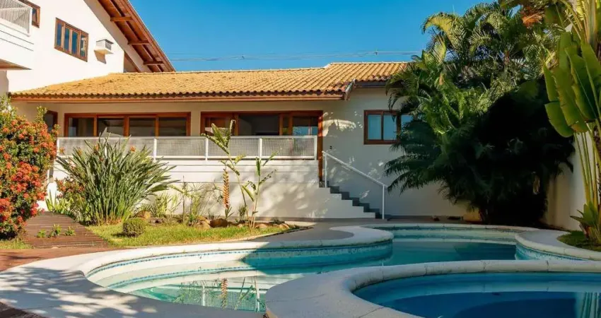 Casa em Condomínio Fechado com 4 suítes 952 m² - venda por R$ 3.500.000 ou aluguel por R$ 9.600/mês - Residencial Villaggio I - Bauru/SP