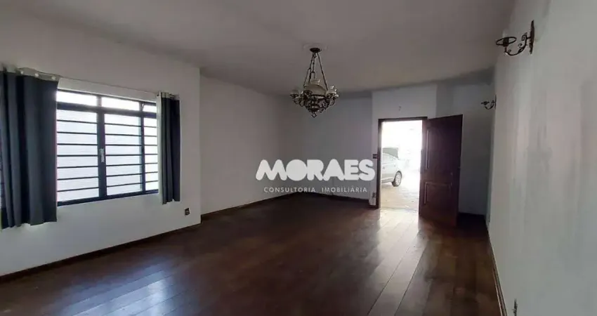 Casa Comercial com 5 quartos para alugar, 532 m² por R$ 7.000/mês - Jardim Estoril - Bauru/SP