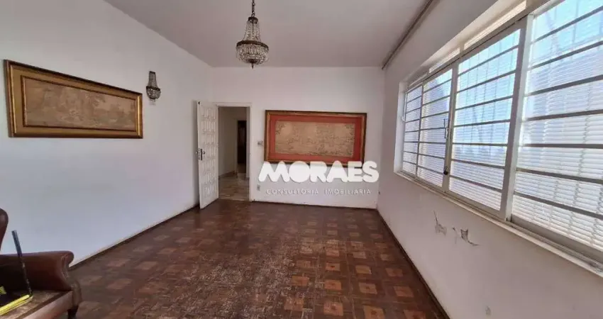 Casa com 3 dormitórios, 484 m² - venda por R$ 1.500.000 ou aluguel por R$ 5.400/mês - Jardim Estoril - Bauru/SP