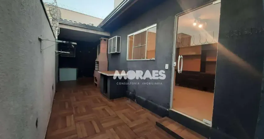 Casa com 3 quartos para alugar, 130 m² por R$ 2.500/mês - Jardim Solange - Bauru/SP
