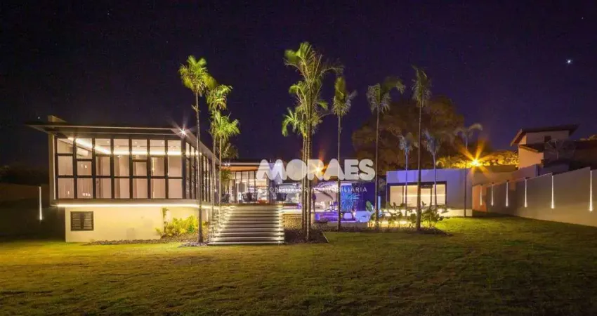 Casa em Condomínio de fechado com 4 suítes à venda, 600 m² por R$ 7.500.000 - Residencial Shangri-lá - Bauru/SP
