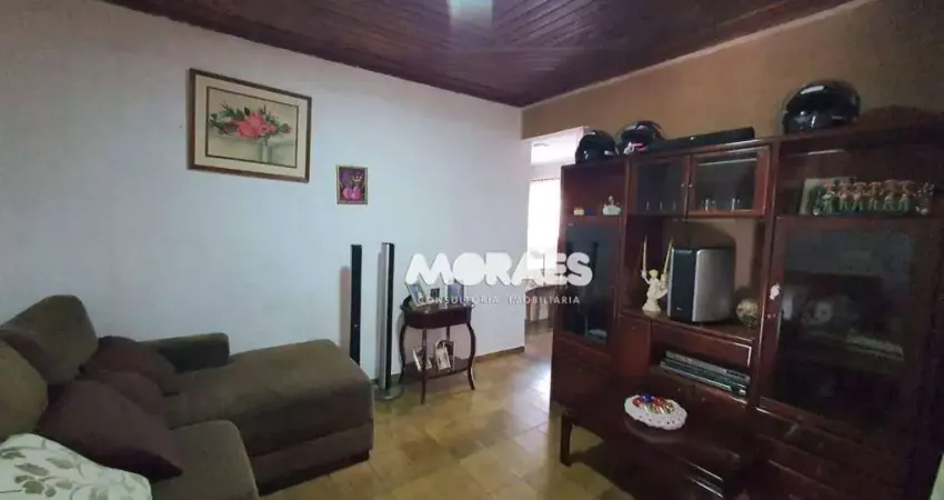 Casa com 3 quartos à venda, 174 m² por R$ 370.000 - Núcleo Residencial Presidente Geisel - Bauru/SP