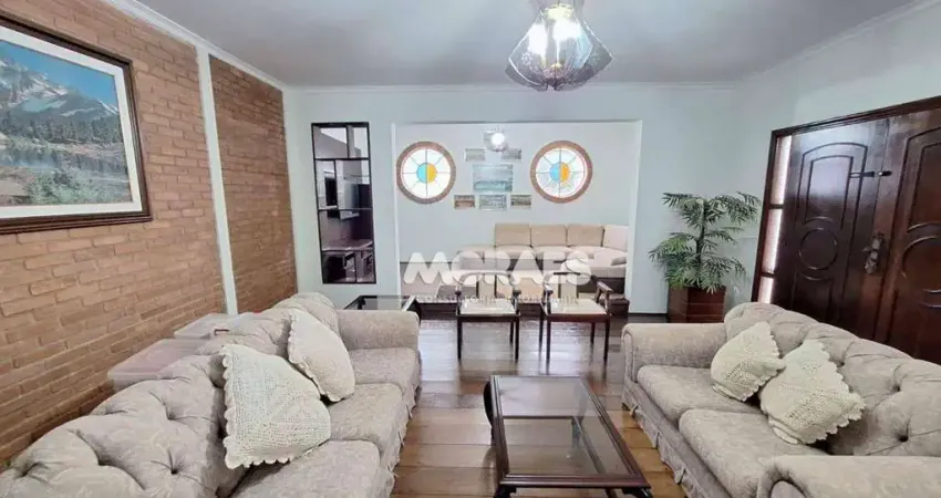 Casa com 5 quartos à venda, 277 m² por R$ 890.000 - Vila Guedes de Azevedo - Bauru/SP