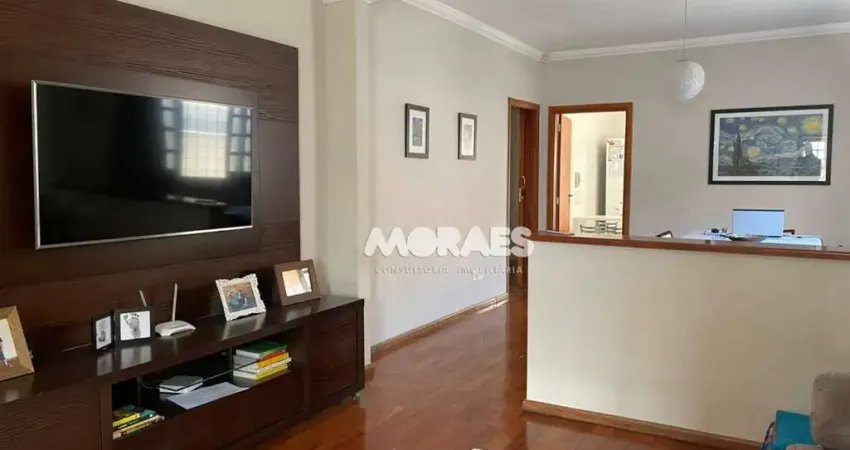 Casa com 3 dormitórios à venda, 195 m² por R$ 650.000,00 - Parque Jardim Europa - Bauru/SP