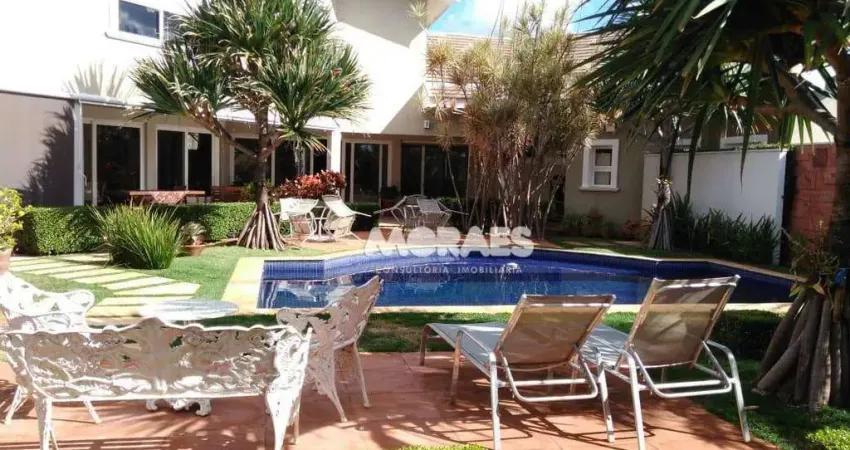 Casa em Alto Padrão com 6 suítes à venda, 693 m² por R$ 4.500.000 - Residencial Villa Lobos - Bauru/SP