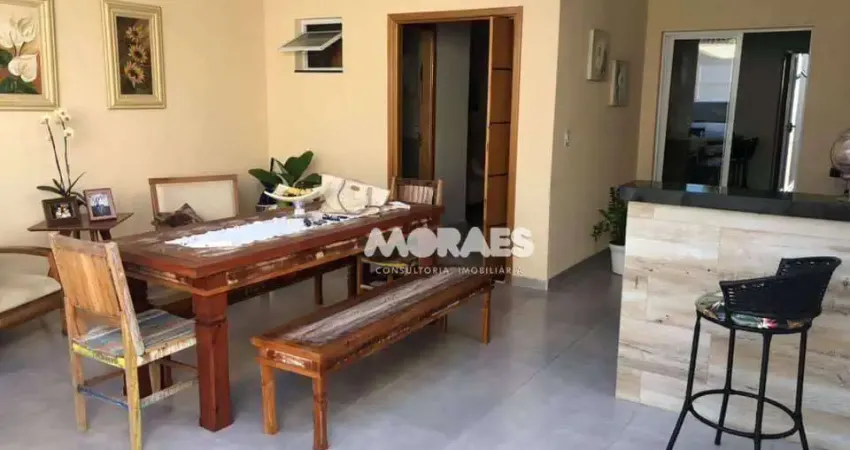 Casa com 2 dormitórios à venda por R$ 550.000,00 - Jardim Solange - Bauru/SP
