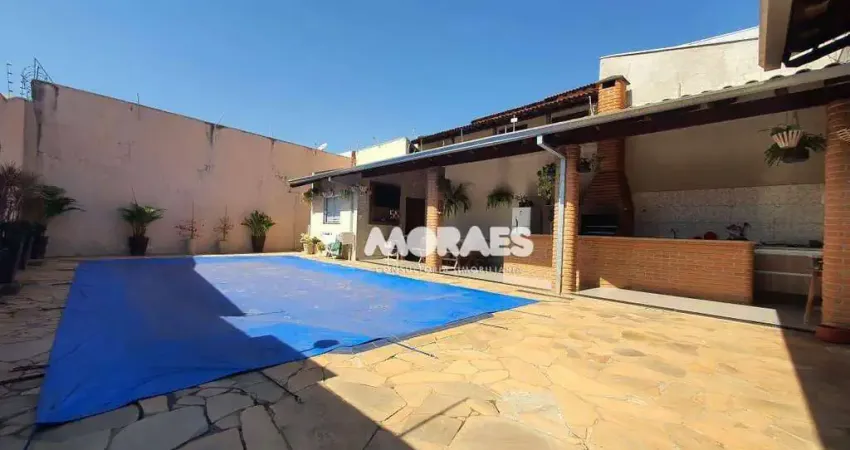 Casa com 3 dormitórios à venda, 250 m² por R$ 790.000,00 - Jardim Bela Vista - Bauru/SP