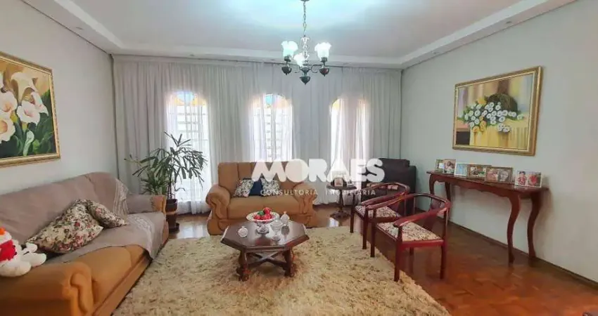 Casa com 3 suítes à venda, 295 m² por R$ 680.000 - Jardim Panorama - Bauru/SP