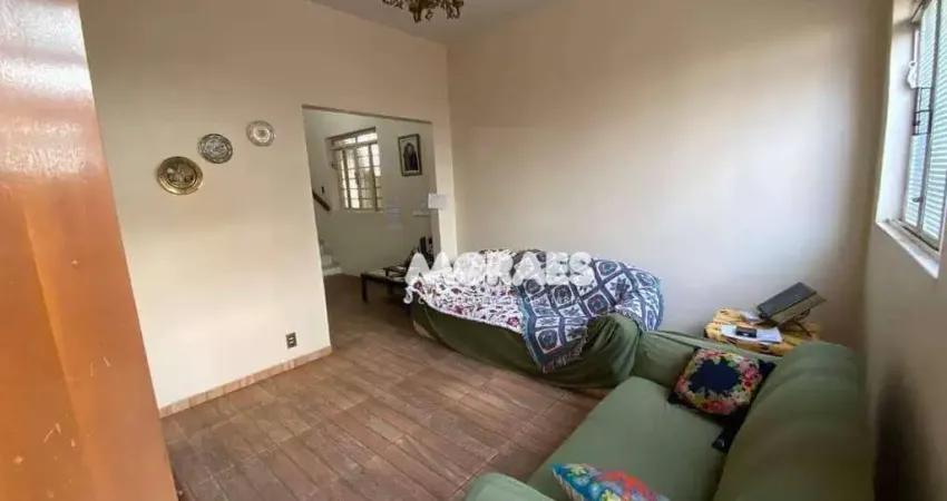 Casa com 4 dormitórios à venda, 151 m² por R$ 420.000,00 - Centro - Bauru/SP