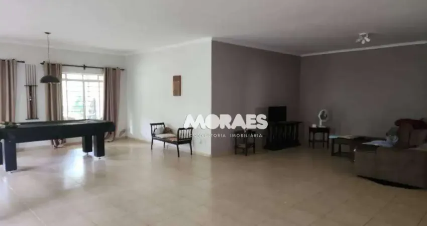 Casa em Condomínio Fechado com 3 dormitórios à venda, 500 m² por R$ 2.600.000 - Condomínio Residencial Shangri-lá - Bauru/SP