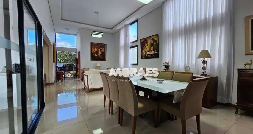 Casa em Condomínio Fechado com 3 suítes à venda, 330 m² por R$ 1.780.000 - Residencial Villa Lobos - Bauru/SP
