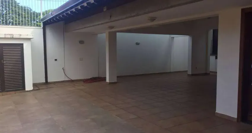 Casa com 3 dormitórios à venda, 419 m² por R$ 1.800.000,00 - Jardim Estoril II - Bauru/SP
