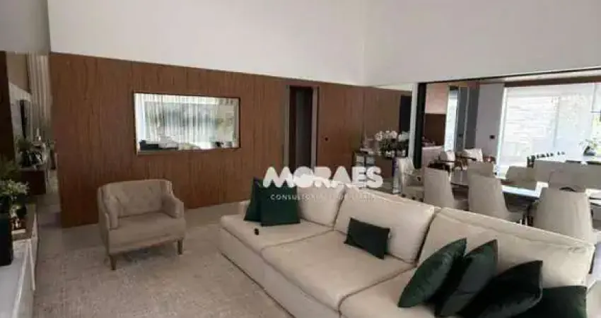 Casa em Condomínio Fechado com 3 suítes à venda, 380 m² por R$ 1.950.000 - Residencial Tamboré - Bauru/SP