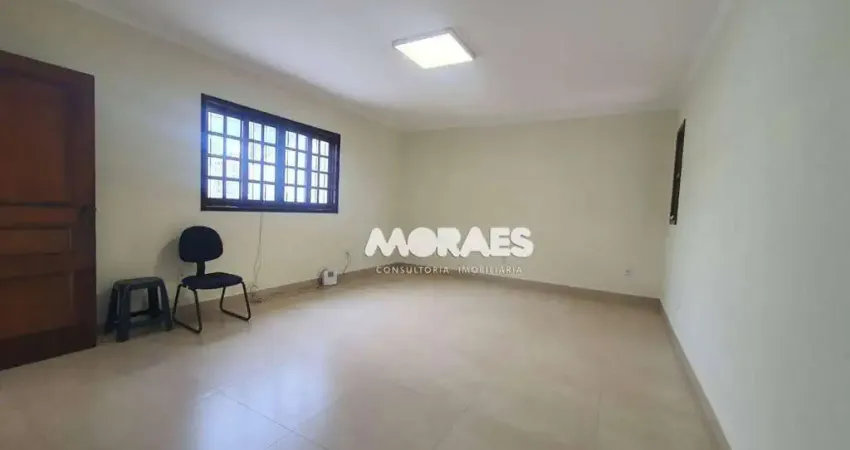 Casa com 3 dormitórios à venda, 371 m² por R$ 570.000 - Jardim Petrópolis - Bauru/SP