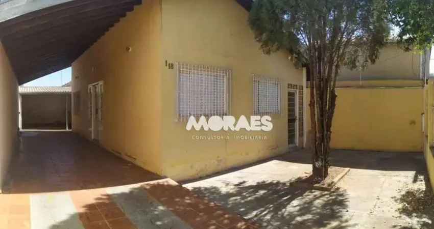 Casa com 3 dormitórios à venda, 156 m² por R$ 260.000 - Núcleo Residencial Presidente Geisel - Bauru/SP