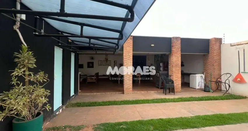 Casa com 2 quartos, 2 banheiros, 360 m² - venda por r$ 350.000 ou aluguel por r$ 1.800/mês - vale do igapó - bauru/sp