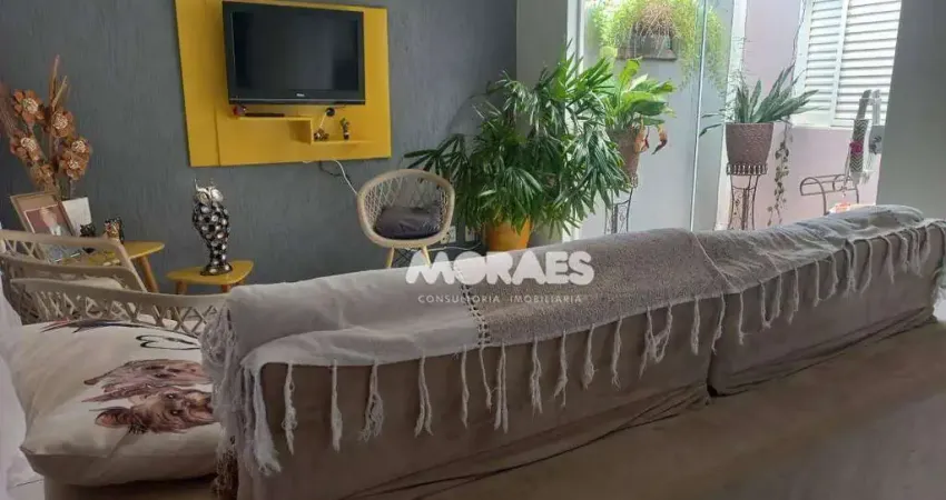 Casa com 3 quartos, 2 suítes, 4 vagas, à venda, 300 m² por r$ 700.000 - jardim marambá - bauru/sp