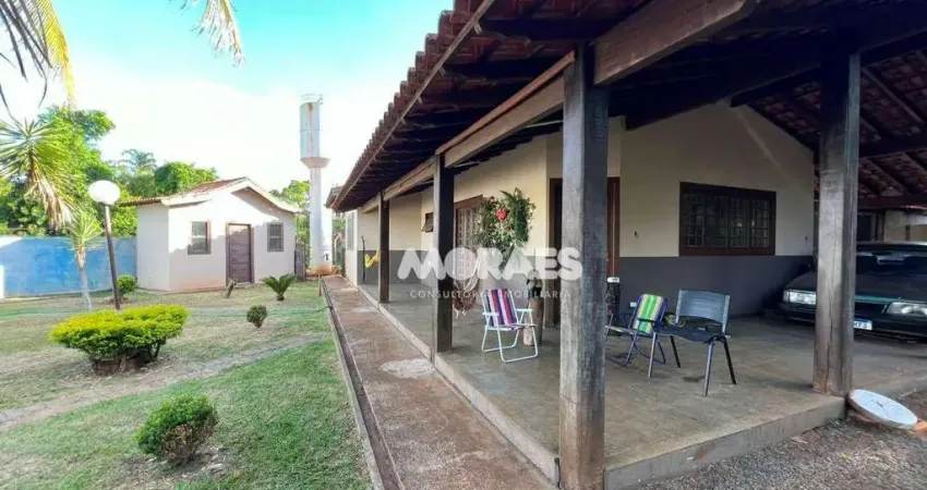 Casa / chácara com 2 suítes, 5 vagas, para venda, a/c 220 m² por r$950.000 - vale do igapó - bauru/sp
