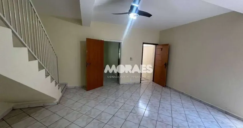 Casa com 3 quartos, 1 suíte, 2 vagas para alugar, 300 m² por R$ 3.000/mês - Jardim Brasil - Bauru/SP