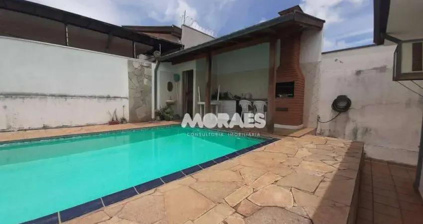 Casa com 3 quartos (1 suíte), 4 vagas à venda, 119 m² por R$ 550.000 - Vila Pacífico - Bauru/SP