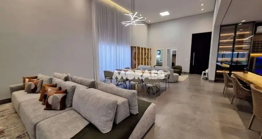 Casa com 3 suítes, 3 vagas à venda, a/c 325,40 m² por R$ 4.200.000 - Residencial Villa Dumont - Bauru/SP