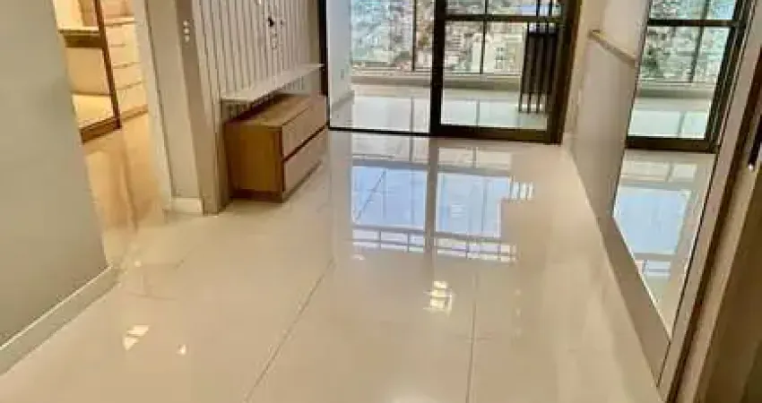 Lindo Apartamento de 02  Quartos,na quadra do mar em Itapuã com Varanda e Lazer Completo!