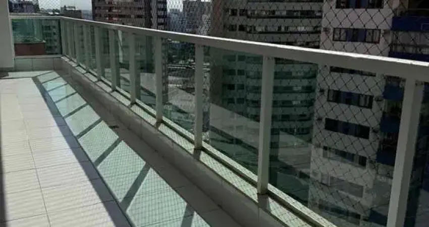 Lindo Apartamento de 03 Quartos/suíte, montado na primeira  quadra do mar na Praia da Costa!