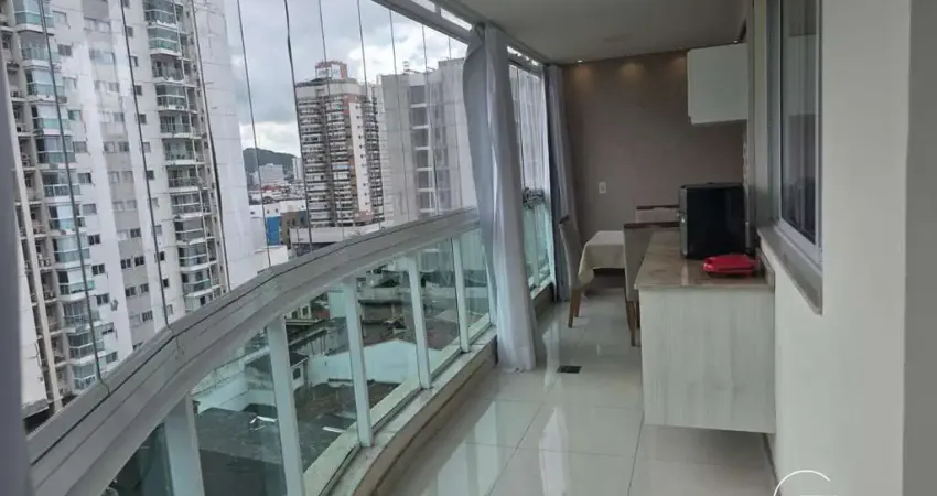 Lindo apartamento de 02 quartos em itapuã com varanda e lazer completo!