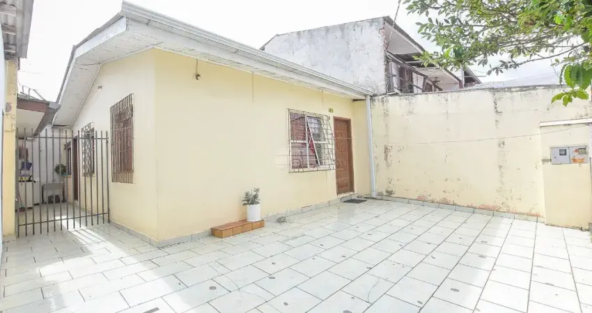 Casa com 3 quartos à venda na Rua Irmã Maria Francisca Paolino, 161, Sítio Cercado, Curitiba