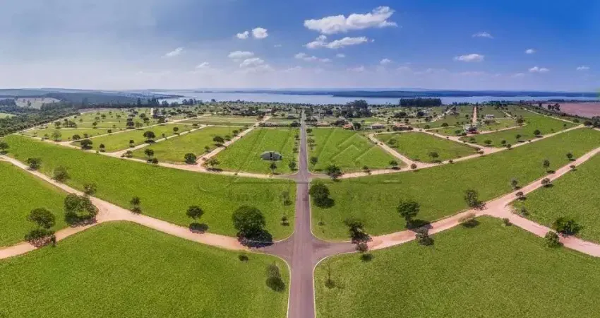 Terreno à venda, 450 m² por R$ 120.000 - Terras de Santa Cristina V - Paranapanema/SP