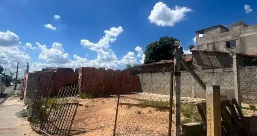 Terreno à venda, 408 m² por R$ 430.000 - Centro - Boituva/SP