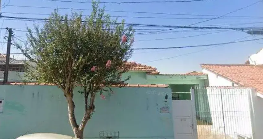 Casa com 3 dormitórios à venda, 196 m² por R$ 700.000,00 - Centro - Boituva/SP