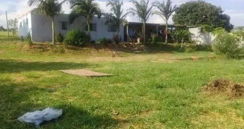 Chácara com 2 dormitórios à venda, 3000 m² por R$ 296.000 - Boituville - Boituva/SP