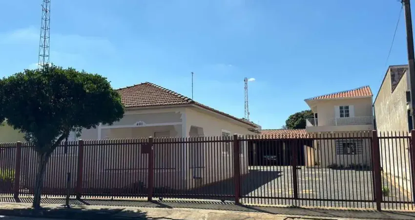 Casa com 5 dormitórios à venda, 240 m² por R$ 2.000.000 - Centro - Boituva/SP