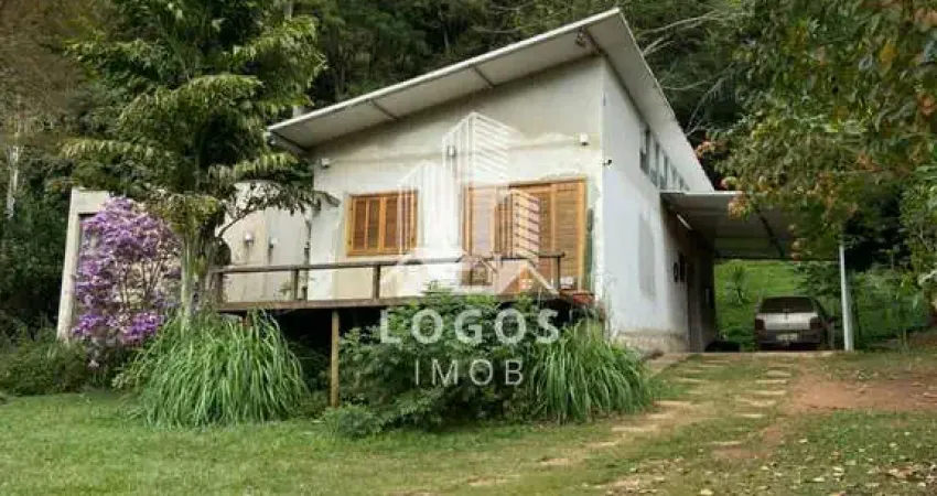 Chácara com 02 hectares no Condomínio Vale dos Cordeiros - Juiz de Fora - MG.