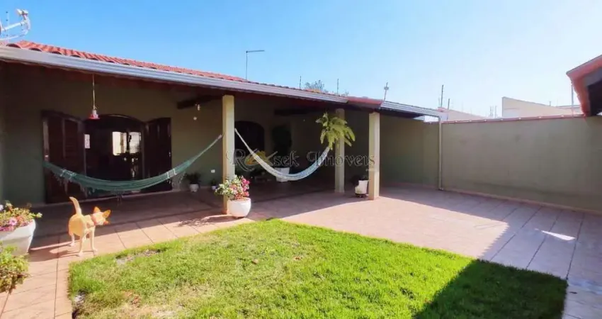 Casa com 4 dorms, Bopiranga, Itanhaém - R$ 430 mil, Cod: 566