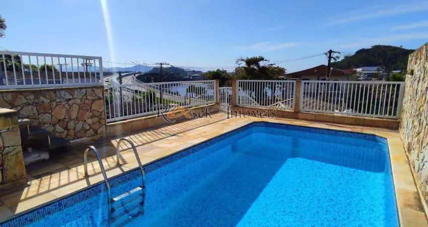 Casa com 3 dorms, Praia do Sonho, Itanhaém - R$ 850 mil, Cod: 956