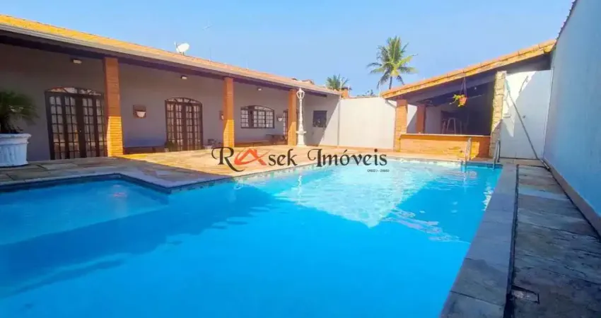 Casa com 5 dorms, Bopiranga, Itanhaém - R$ 960 mil, Cod: 1440