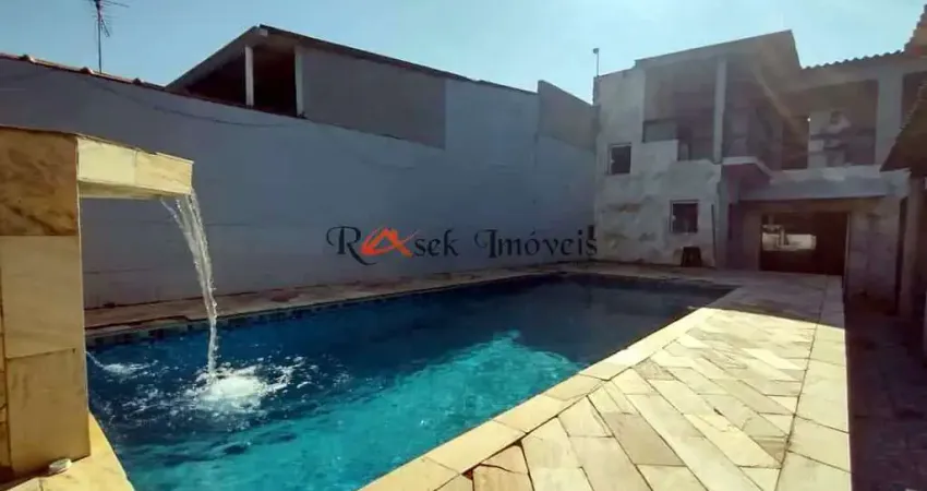 Sobrado com 4 dorms, Nova Itanhaém, Itanhaém - R$ 299 mil, Cod: 1877