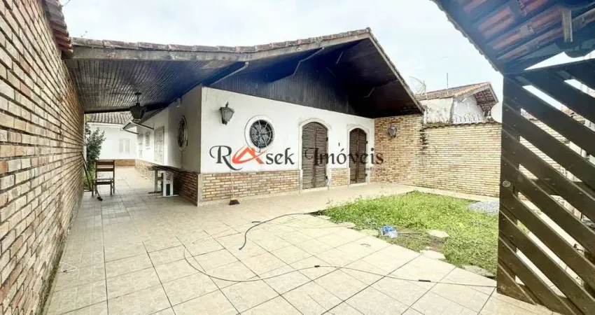 Casa com 3 quartos à venda na Vila Loty, Itanhaém 