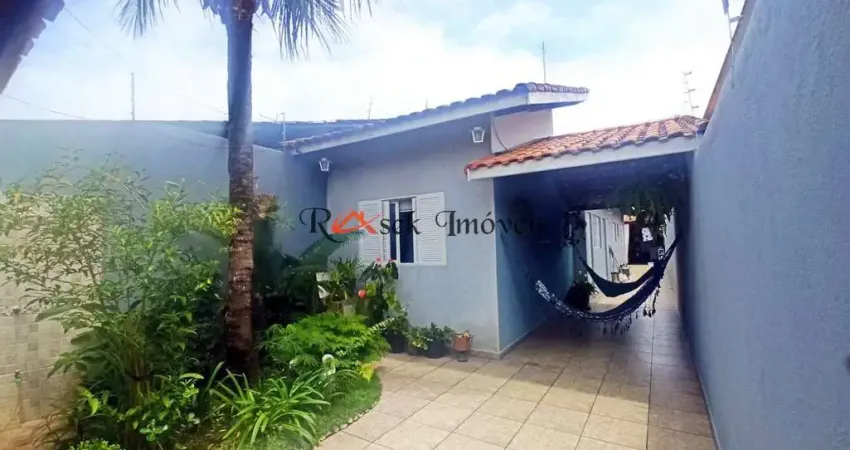Casa com 2 quartos, Laranjeiras, Itanhaém - R$ 300 mil, Cod: 2662