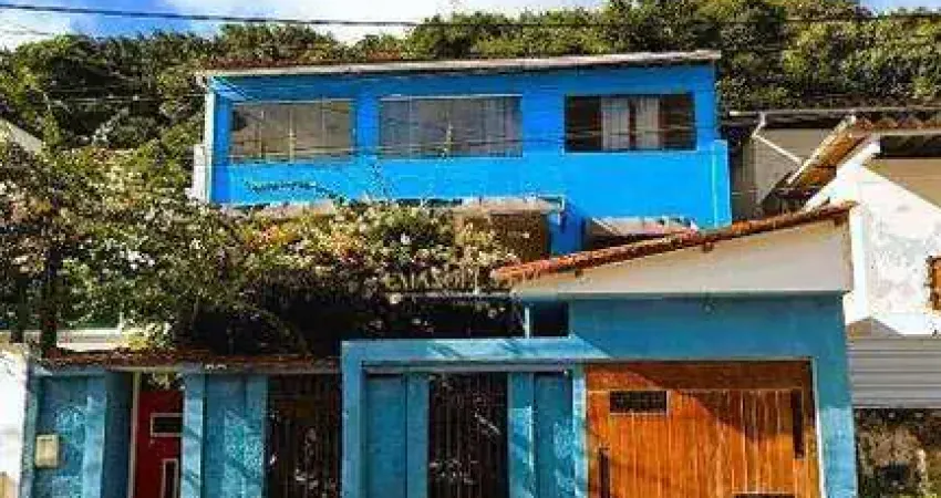 Casa à venda no Tirol com 6/4, sendo 4 suítes - Natal/RN
