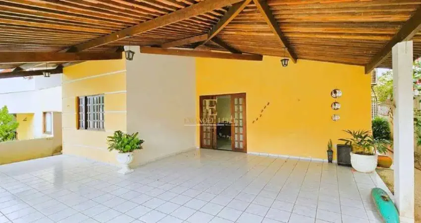 Vende-se casa de condomínio no Residencial Jardim Europa - Nova Parnamirim