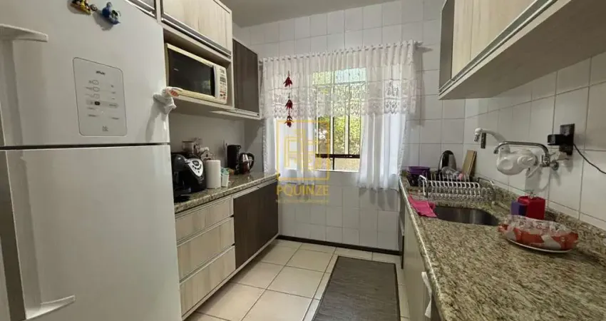 Casa com 2 suítes e amplo quintal próxima ao centro de Timbó