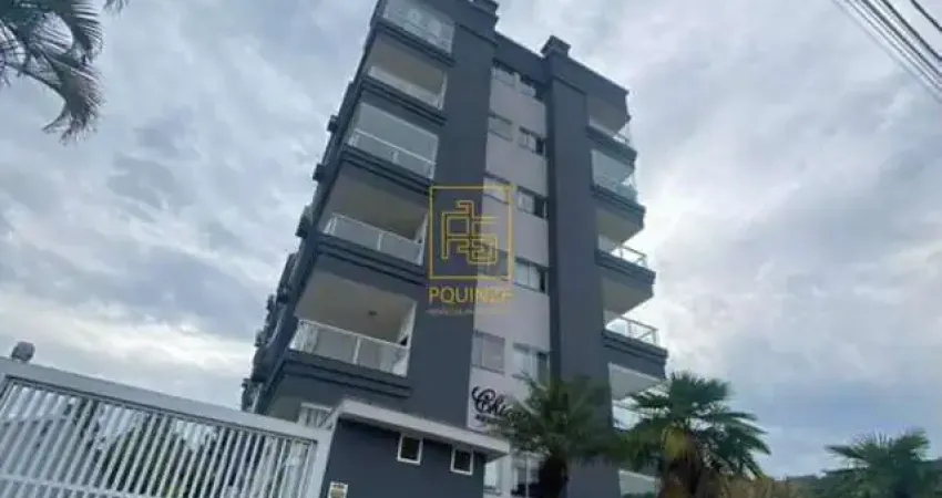 Apartamento semi mobiliado em ótima localização de Timbó